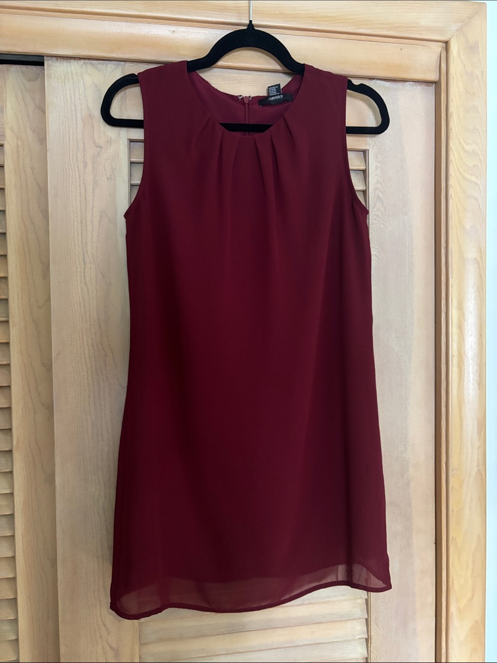 Forever 21 Burgundy Sleeveless Shift Dress